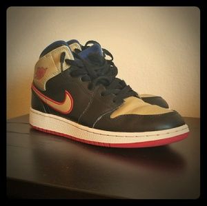 Air Jordan 1 Mid